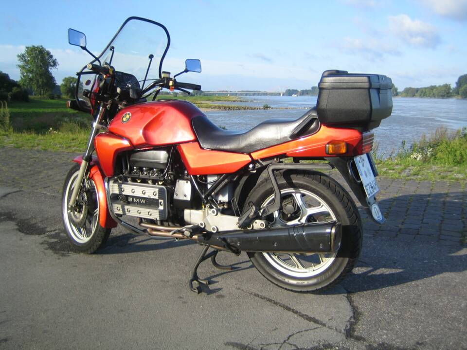 Image 2/16 of BMW K 100 (1984)