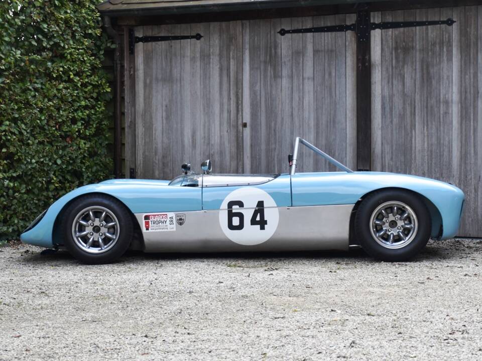 Image 2/32 of Merlyn MK 4A (1964)