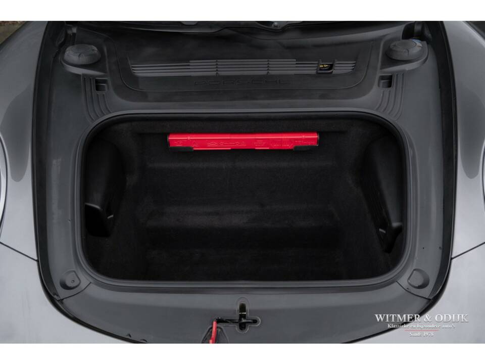 Bild 31/31 von Porsche 911 Carrera (2016)