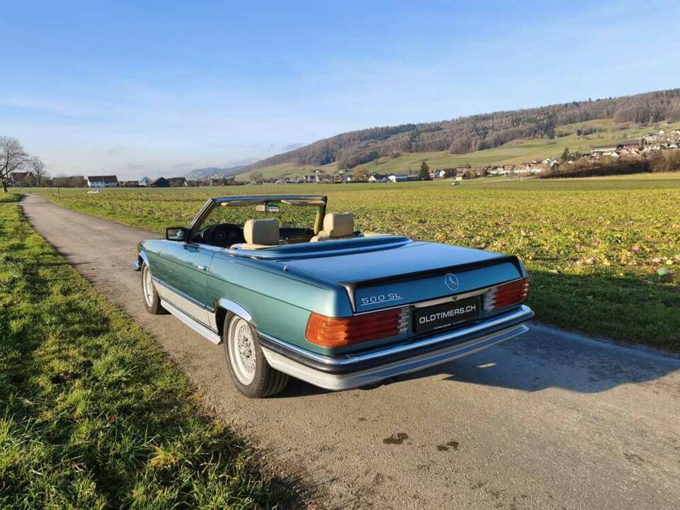 Image 2/26 of Mercedes-Benz 500 SL (1981)