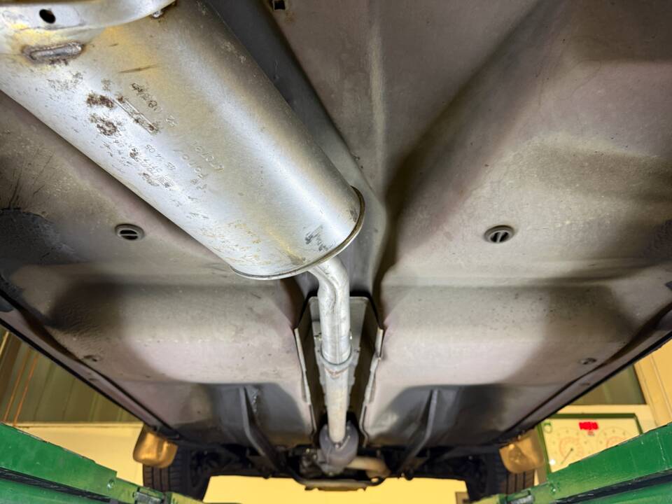 Image 41/42 of Saab 900 2.0i 16V (1991)