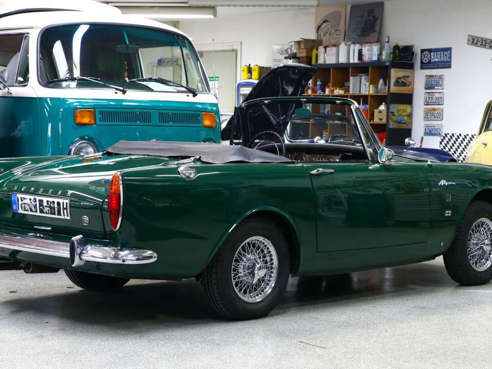 Image 7/29 of Sunbeam Alpine Mk V (1967)