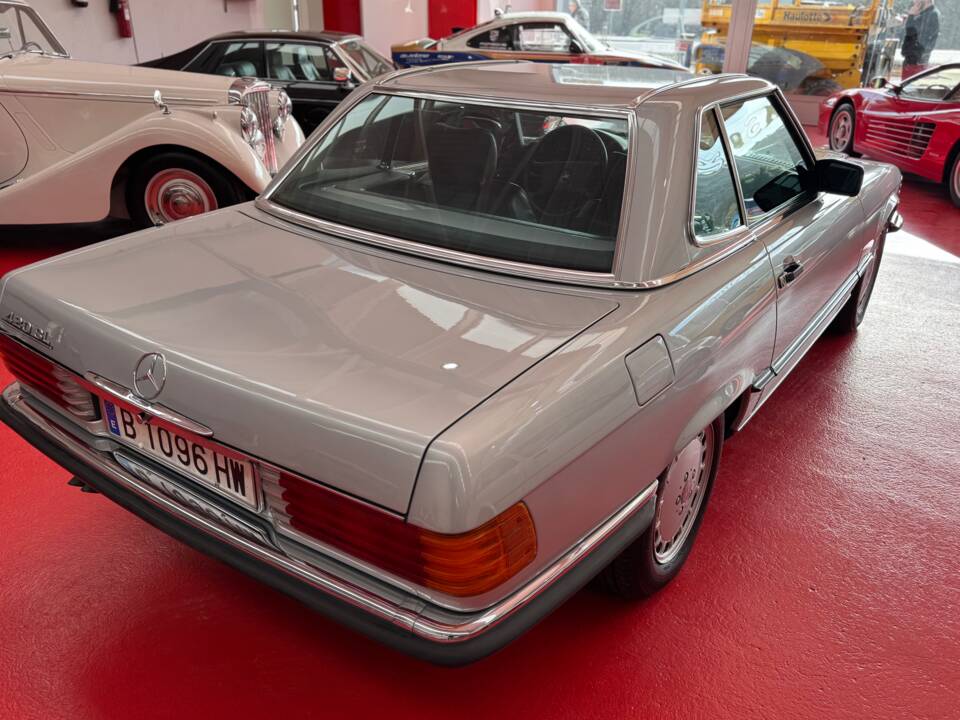 Image 16/34 of Mercedes-Benz 420 SL (1987)
