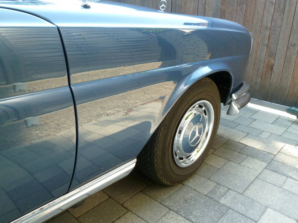 Afbeelding 16/32 van Mercedes-Benz 280 SE (1969)