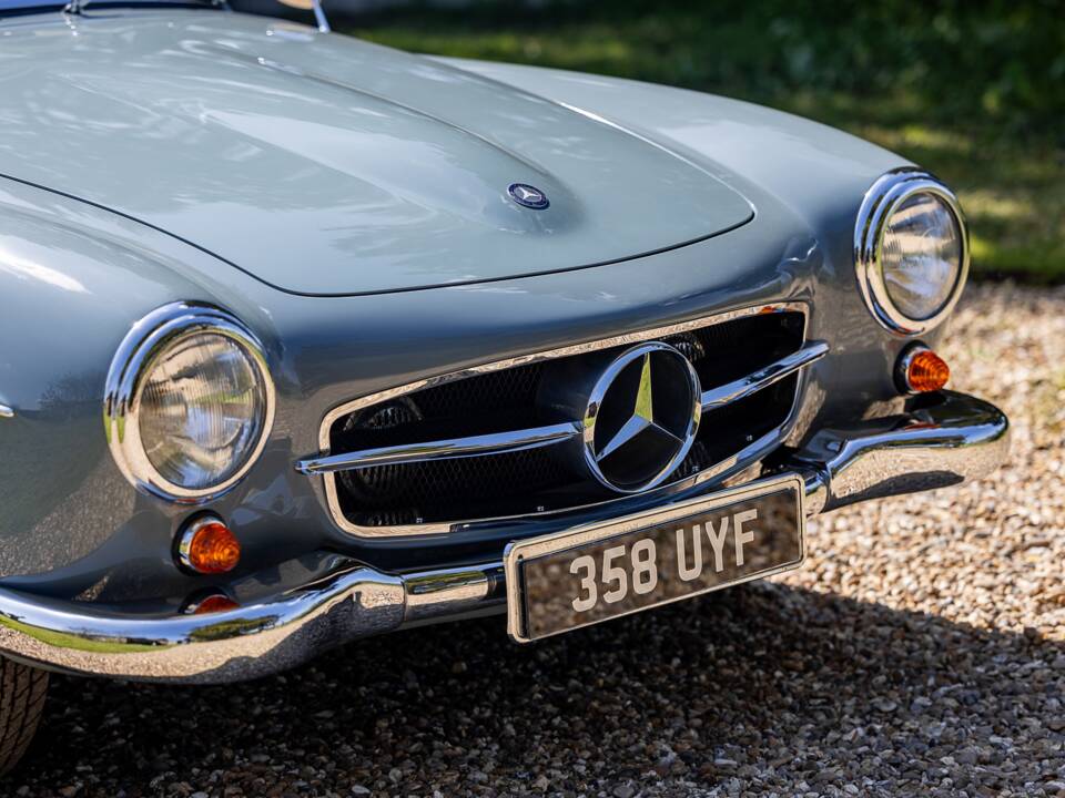 Image 18/56 of Mercedes-Benz 190 SL (1956)