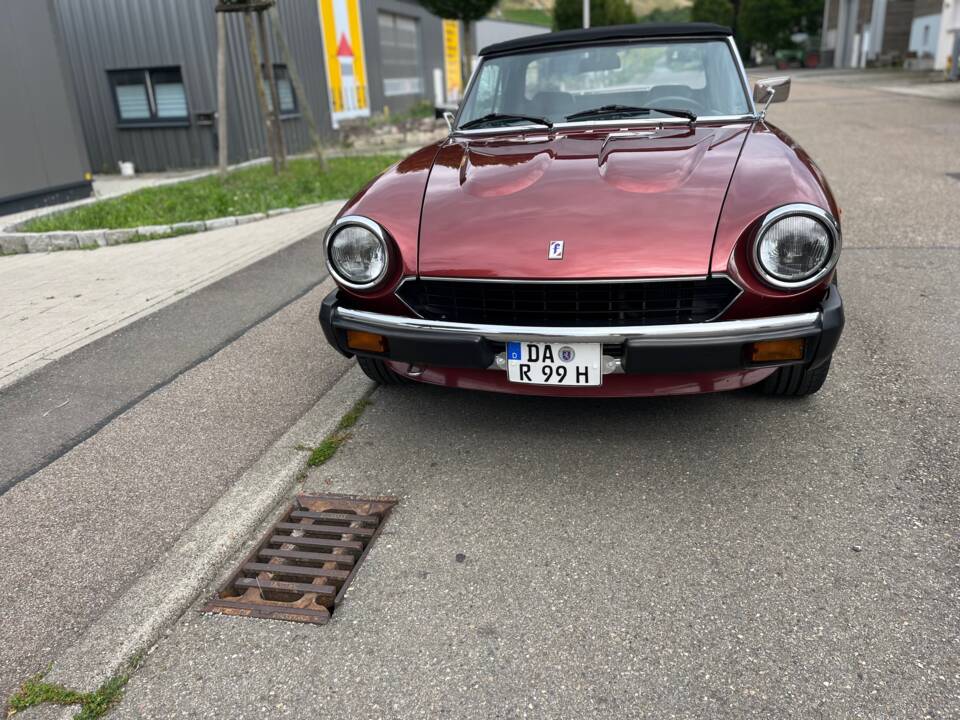 Image 2/14 of FIAT 124 Spider Volumex (1984)