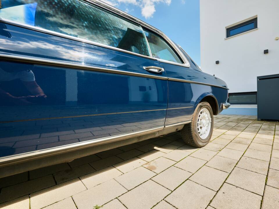 Bild 77/99 von Mercedes-Benz 230 CE (1983)