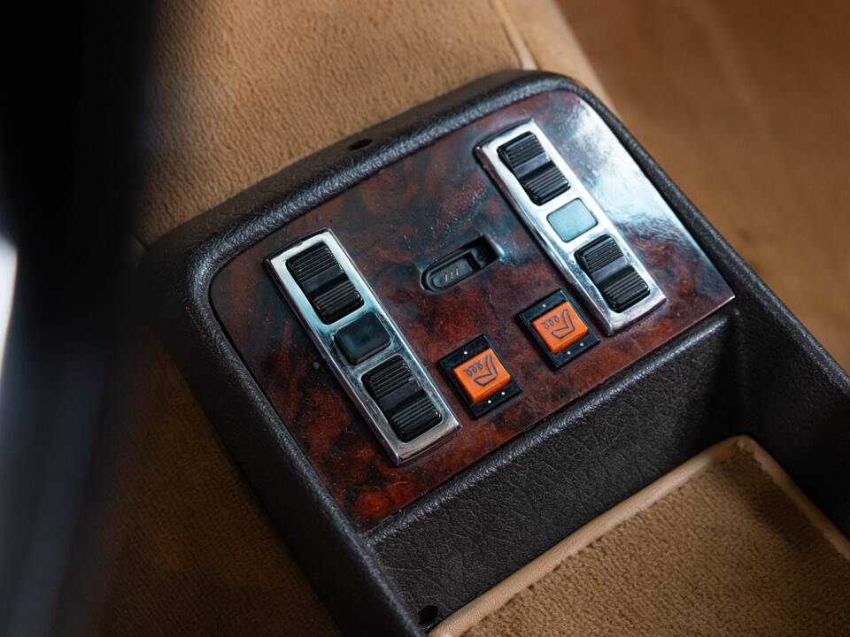 Image 12/26 of Mercedes-Benz 280 SE 4,5 (1972)