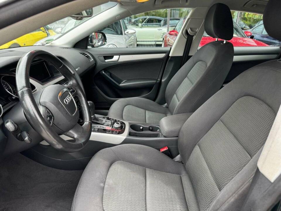 Imagen 12/20 de Audi A5 Sportback 2.0 TDI (2010)