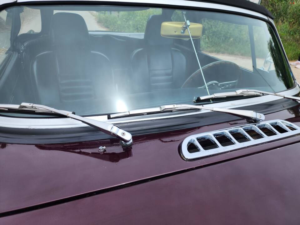 Image 27/55 of MG MGB (1969)