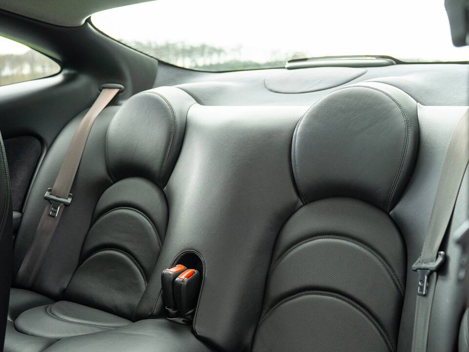 Bild 29/37 von Jaguar XKR (2001)