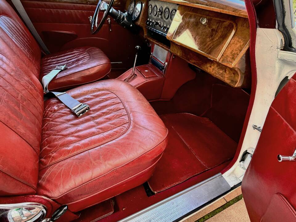 Bild 11/19 von Jaguar Mk II 3.4 (1963)