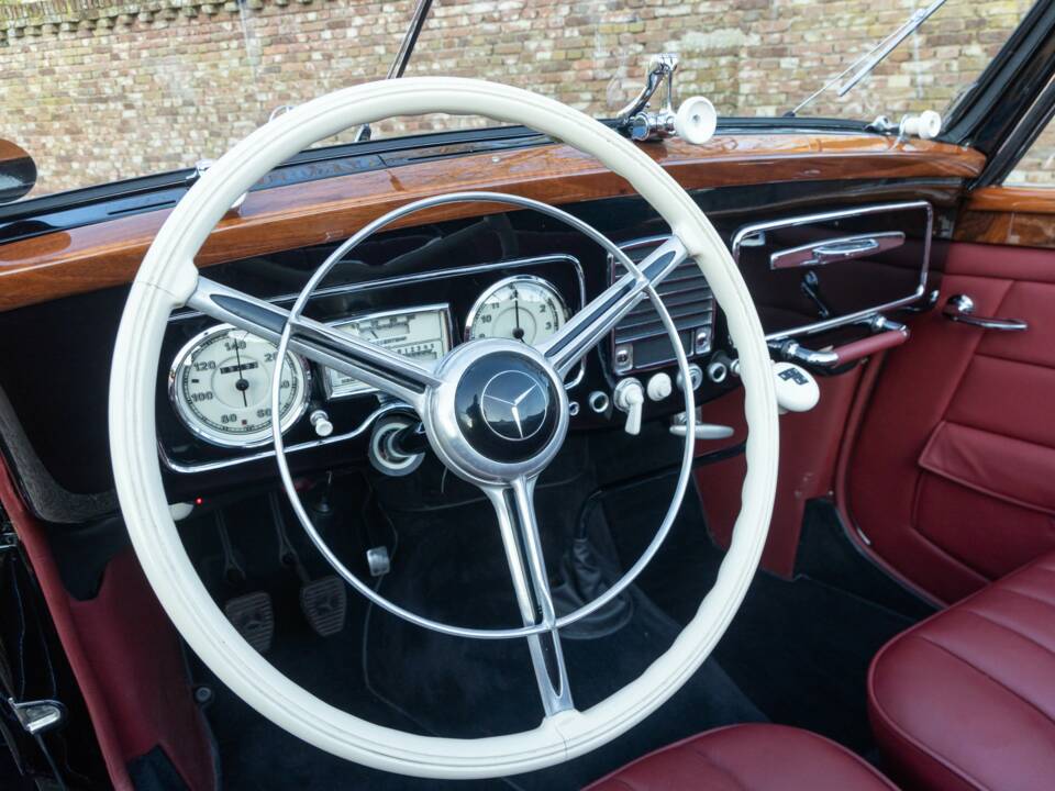 Bild 38/50 von Mercedes-Benz 230 Cabriolet A (1939)