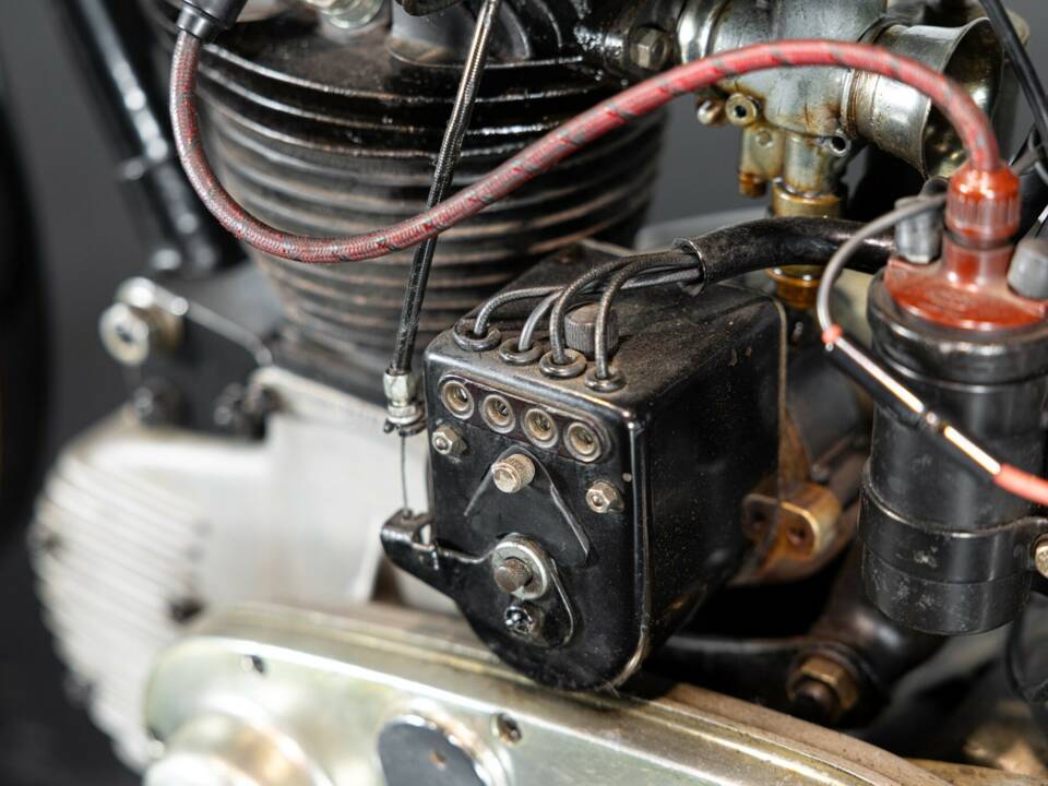 Image 23/50 of Bianchi Stelvio 250 (1948)
