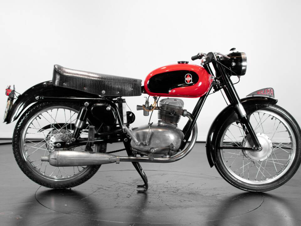 Bild 3/50 von Gilera 150 Sport (1954)