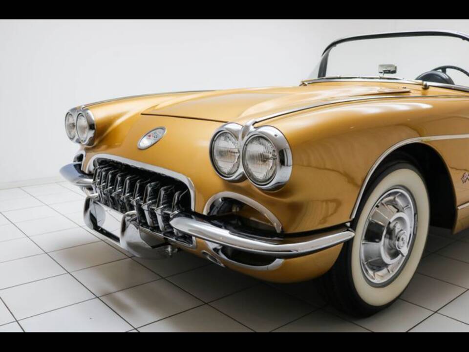 Image 43/100 of Chevrolet Corvette (1958)