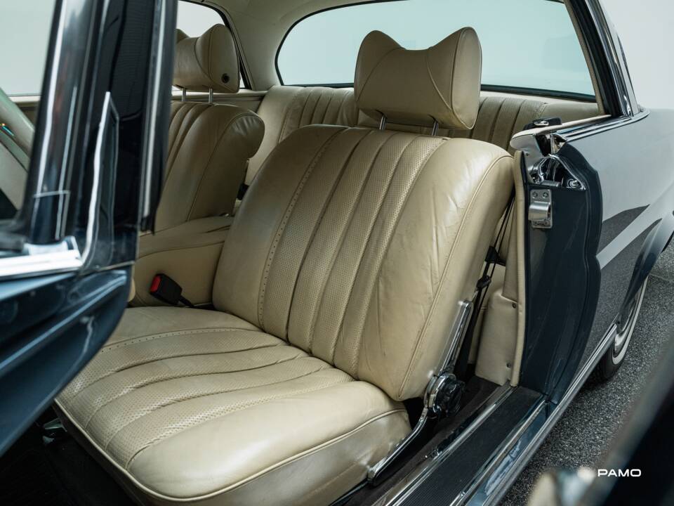 Bild 12/31 von Mercedes-Benz 280 SE 3,5 (1971)