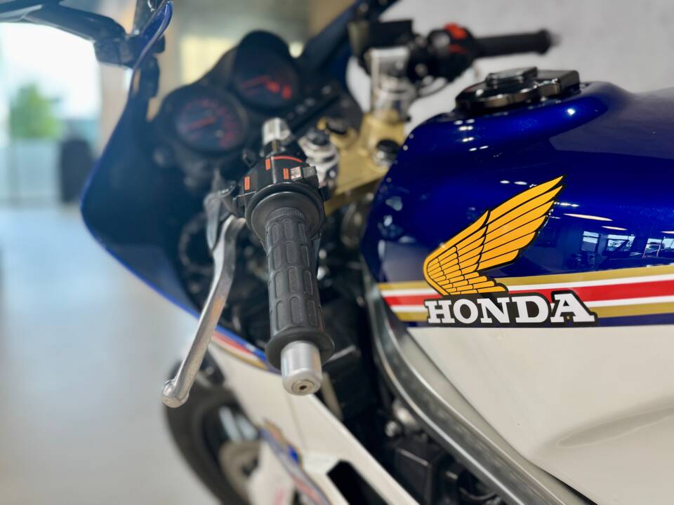 Bild 9/24 von Honda DUMMY (1986)