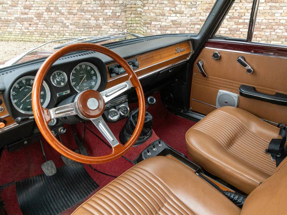 Imagen 4/50 de Alfa Romeo Giulia Nuova Super 1600 (1971)