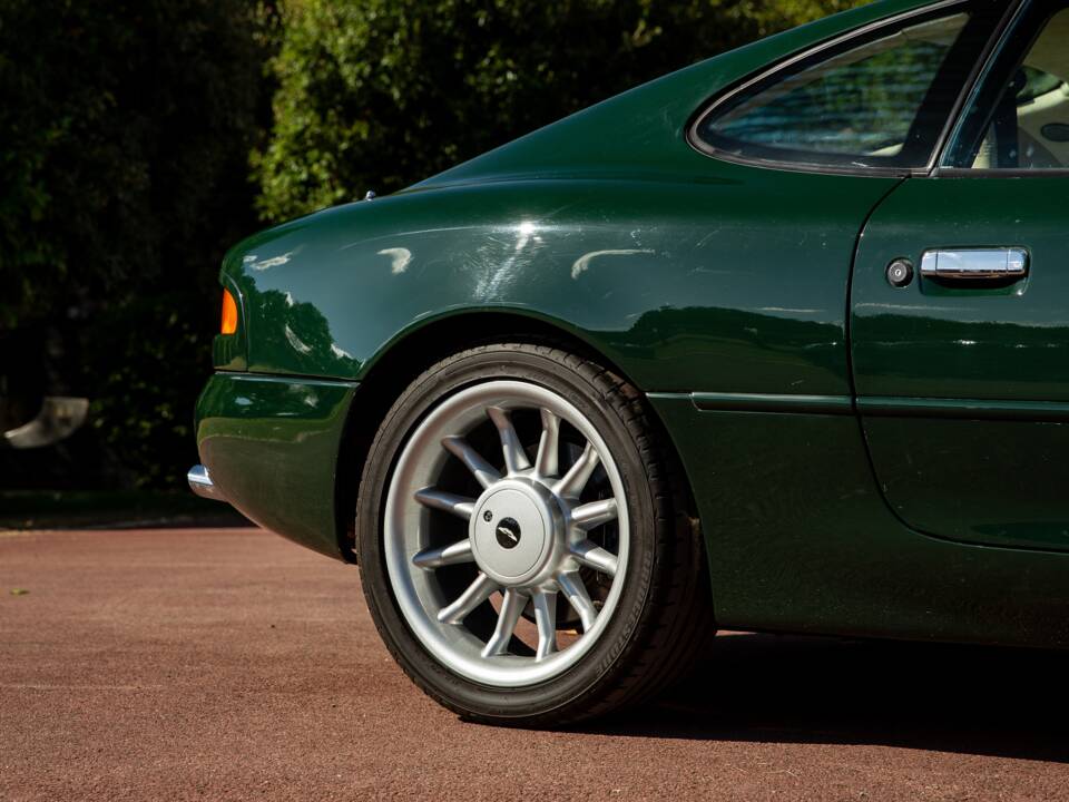 Bild 9/43 von Aston Martin DB 7 (1998)