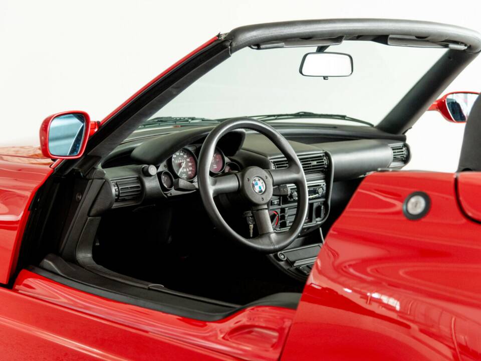 Immagine 25/42 di BMW Z1 (1991)