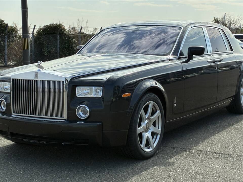 Image 3/44 of Rolls-Royce Phantom VII (2004)