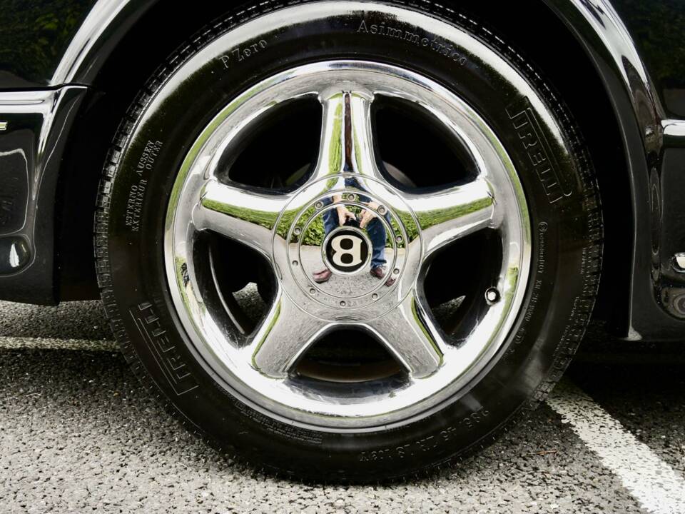 Immagine 41/50 di Bentley Continental T (2003)