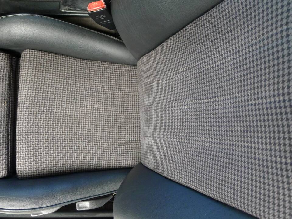 Immagine 38/45 di BMW M3 (1987)