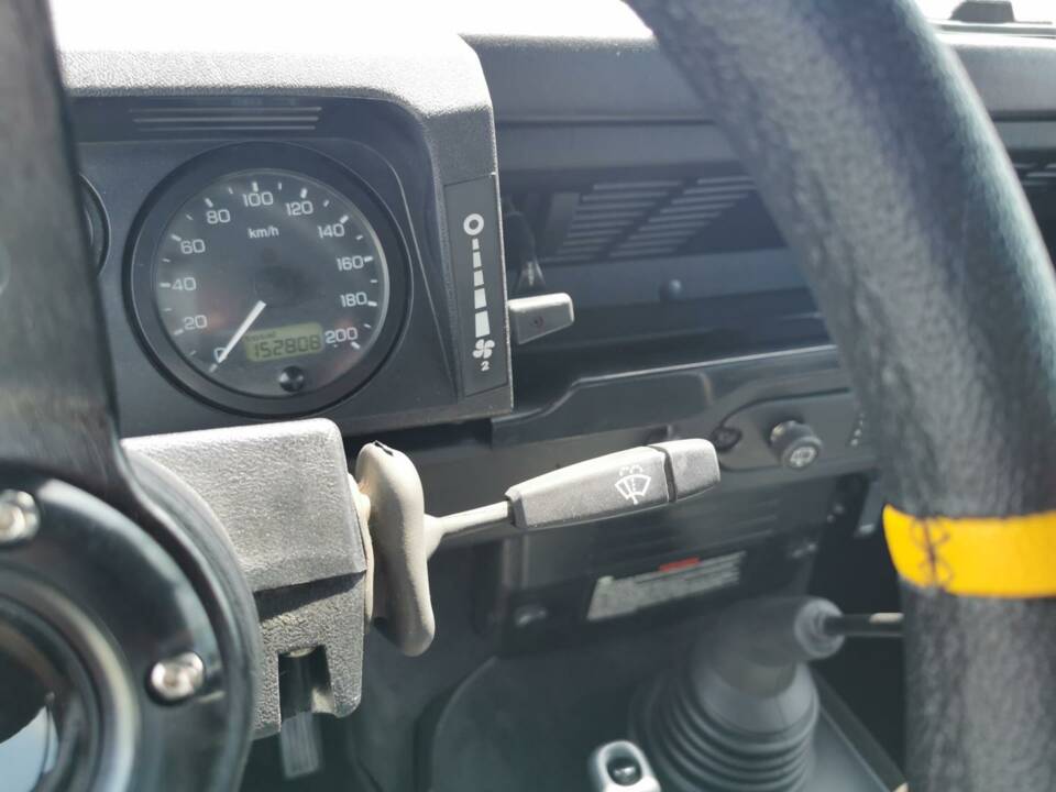 Image 9/45 of Land Rover Defender 110 Td5 (2001)