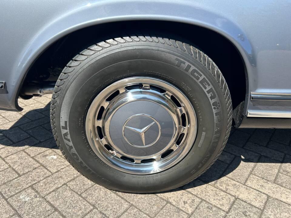 Afbeelding 28/39 van Mercedes-Benz 280 SL (1971)