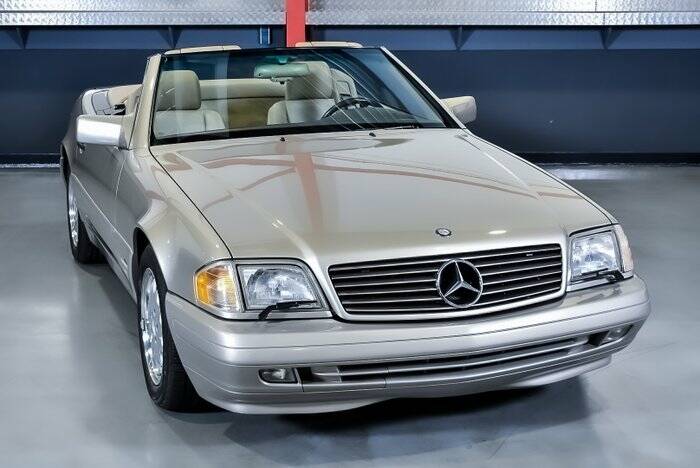 Imagen 4/7 de Mercedes-Benz SL 320 (1996)