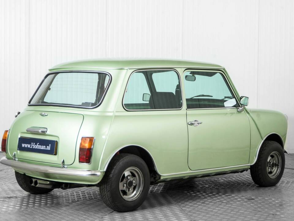 Image 2/50 of Austin Mini 1000 (1983)
