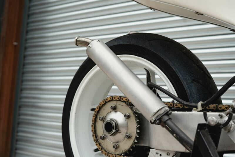 Bild 37/50 von Honda RS 250 RF (1993)