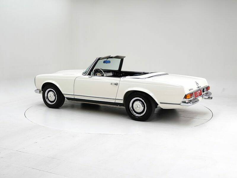Afbeelding 4/15 van Mercedes-Benz 280 SL (1969)