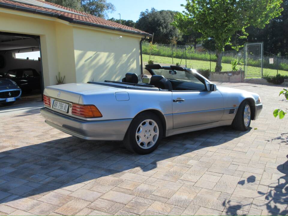 Image 6/39 of Mercedes-Benz SL 320 (1994)