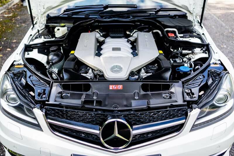 Image 3/50 de Mercedes-Benz C 63 AMG T (2013)