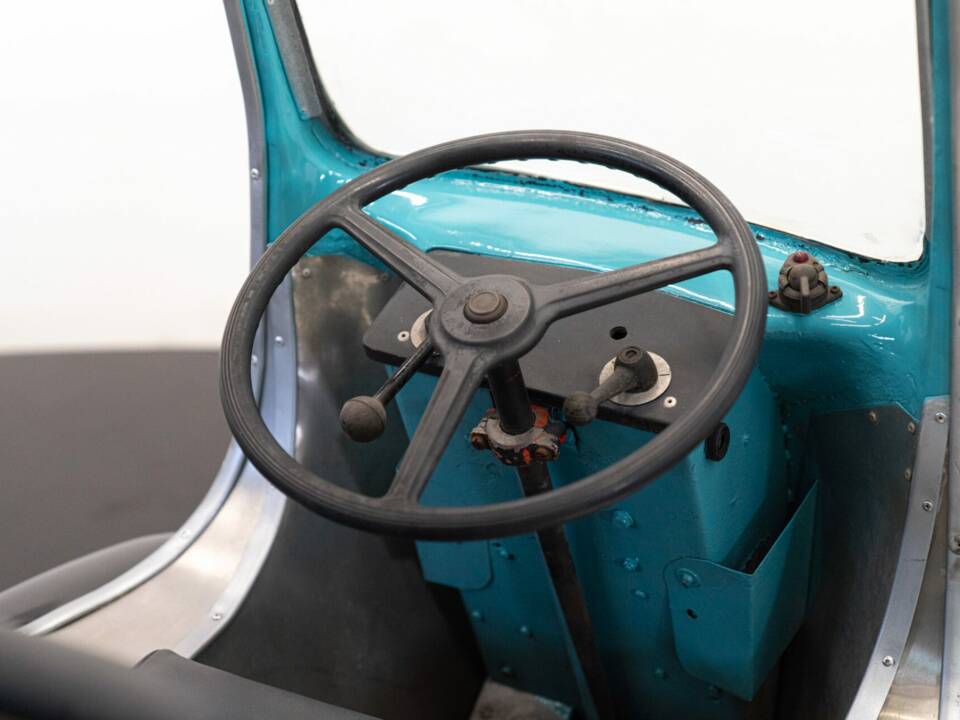 Bild 18/36 von Turrinelli Model AT9 Electric (1967)