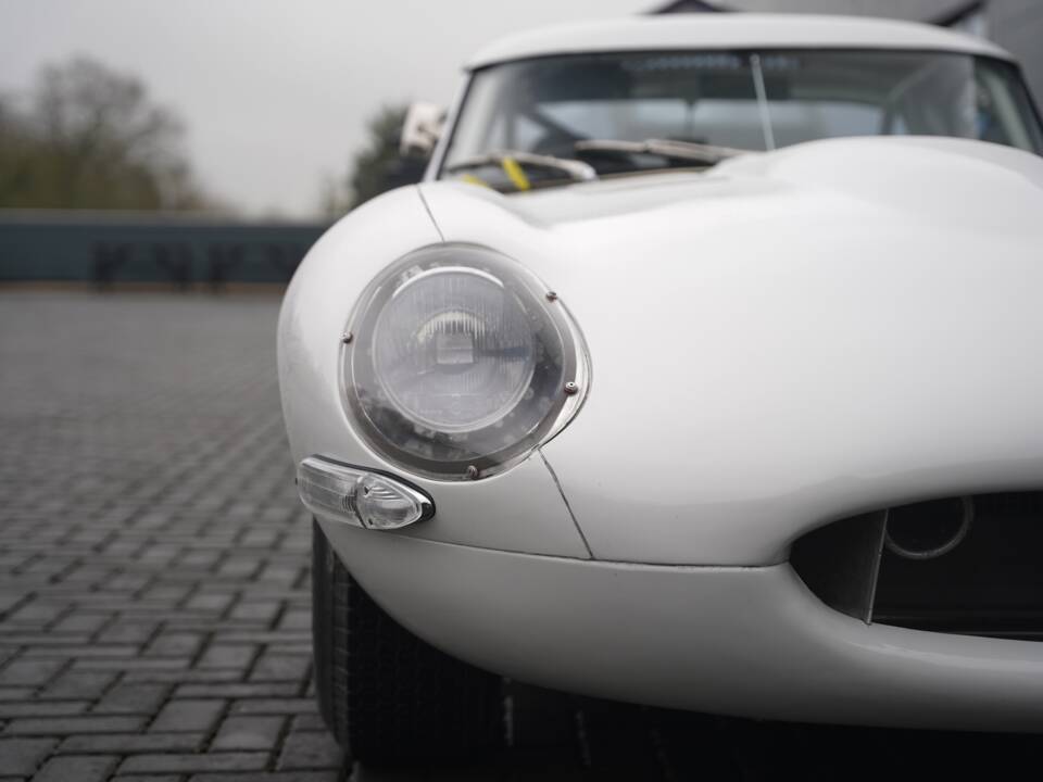 Bild 39/50 von Jaguar E-Type 3.8 (1964)