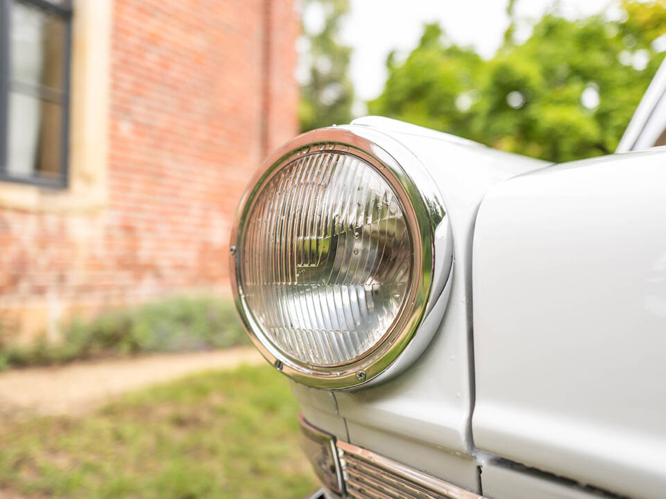 Bild 38/118 von BMW 700 LS Luxus (1965)