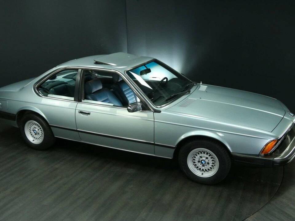 Bild 43/49 von BMW 633 CSi A (1980)