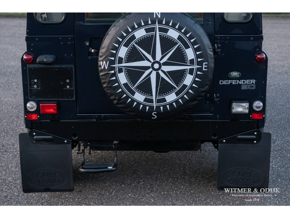 Image 15/25 de Land Rover Defender 90 (1996)