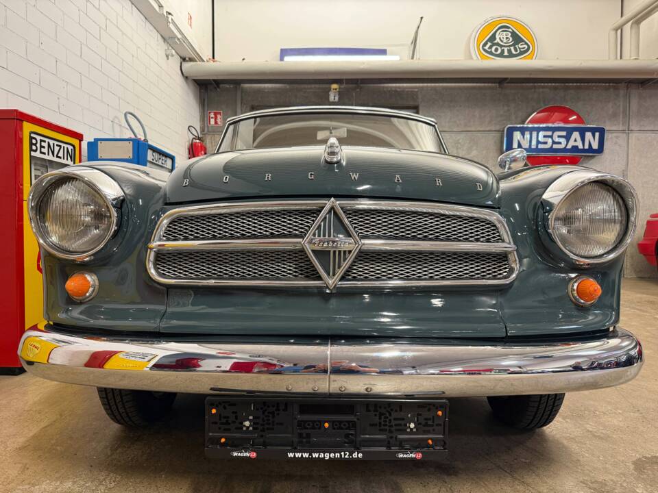 Image 3/17 of Borgward Isabella Coupe (1960)