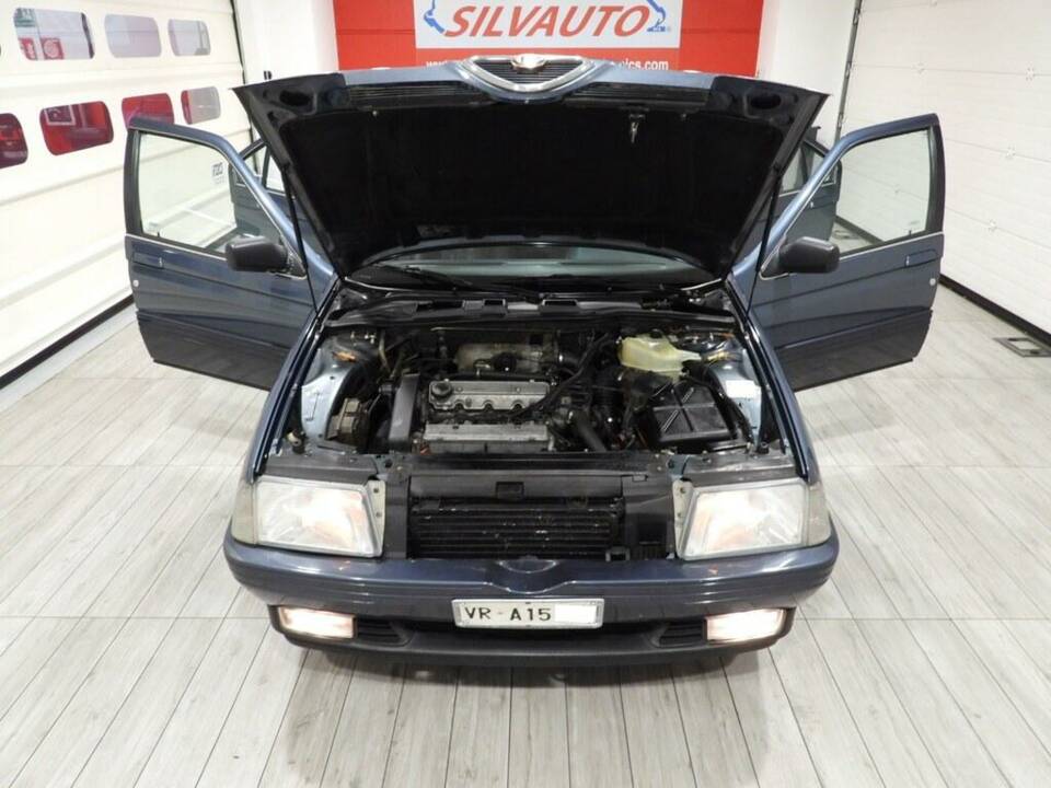 Afbeelding 13/15 van Alfa Romeo 164 2.0 Turbo (1988)