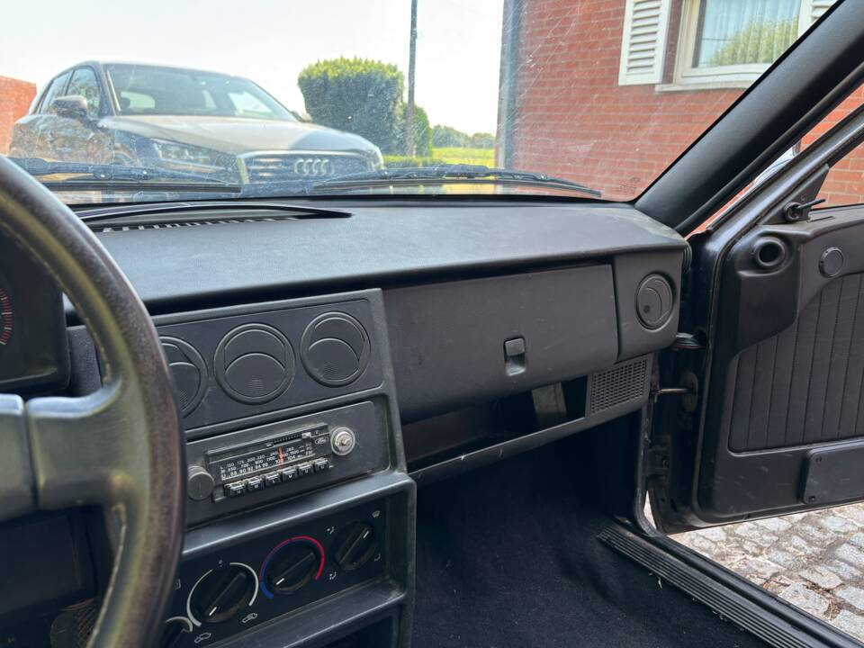 Image 12/13 of Alfa Romeo 33 - 1.3 (1994)