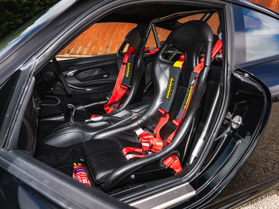 Image 30/42 of Porsche 911 GT3 (2003)