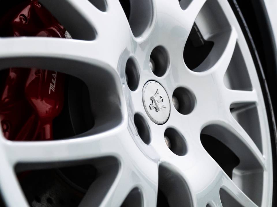 Image 39/41 of Maserati 4200 Cambiocorsa (2005)