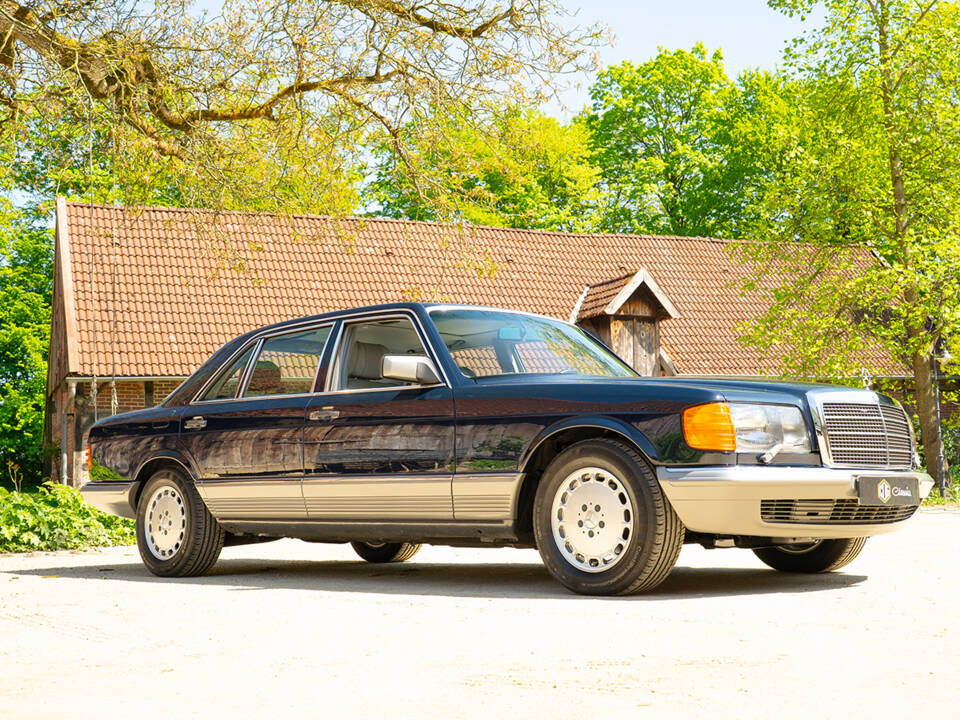 Bild 12/64 von Mercedes-Benz 500 SEL (1984)