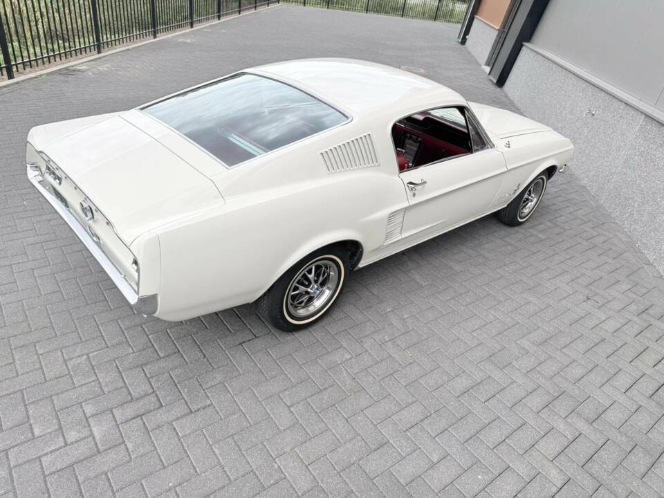 Image 22/50 of Ford Mustang 289 (1967)