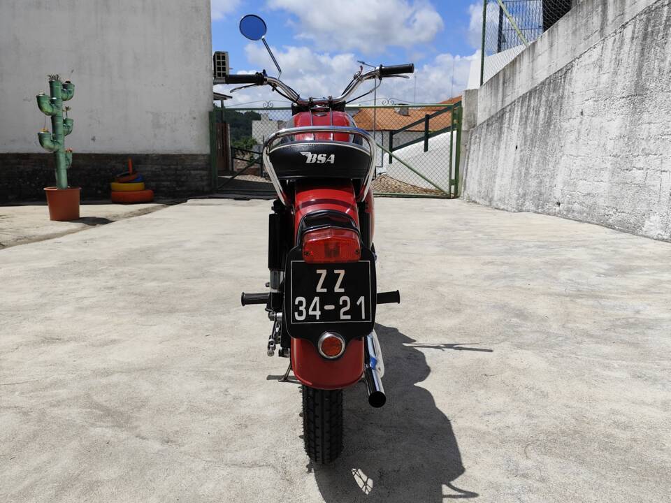 Image 25/51 of BSA B 44 (1966)