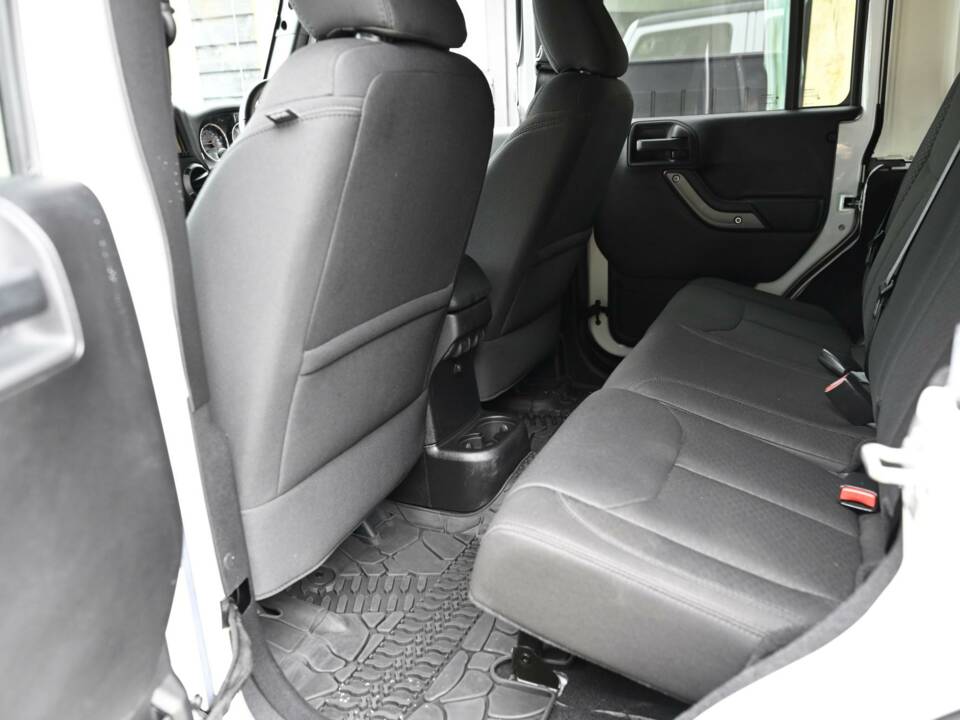 Imagen 44/50 de Jeep Wrangler 3.6 V6 (2015)